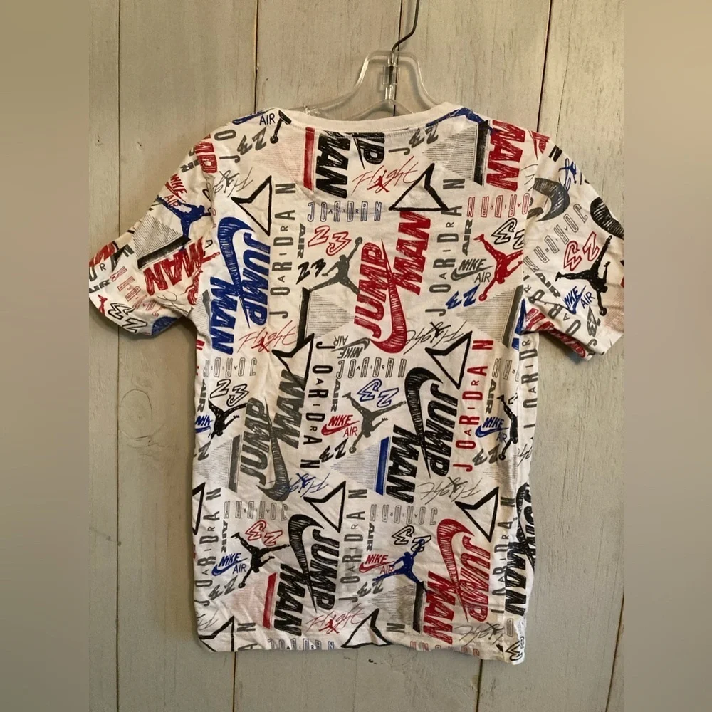 NIKE AIR JORDAN BOY'S‎ ALL OVER PRINTED TEE T-SHIRT Size Large